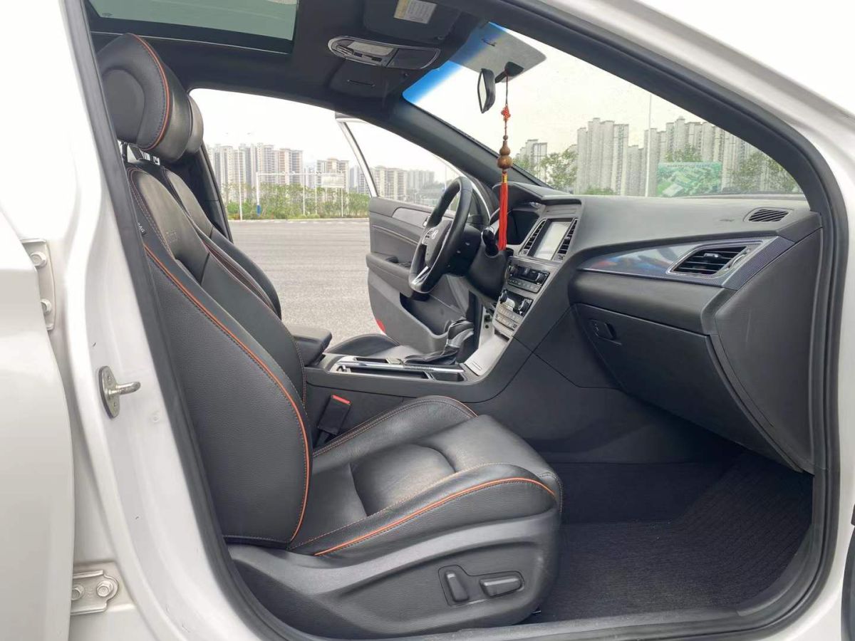 東風(fēng)風(fēng)神 A60  2016款 1.5L 豪華型圖片