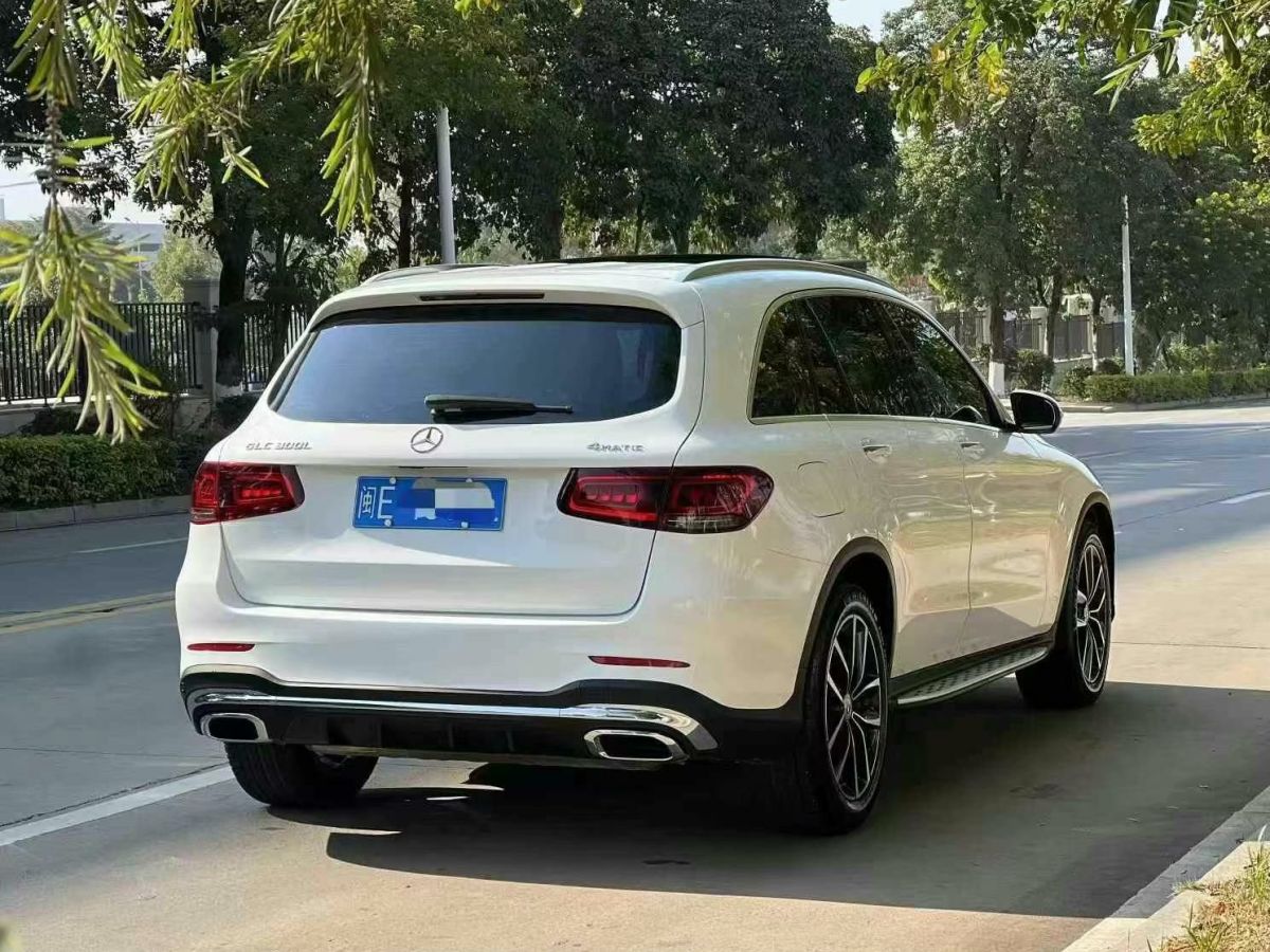 奔馳 奔馳GLE  2020款  GLE 350 4MATIC 時(shí)尚型圖片