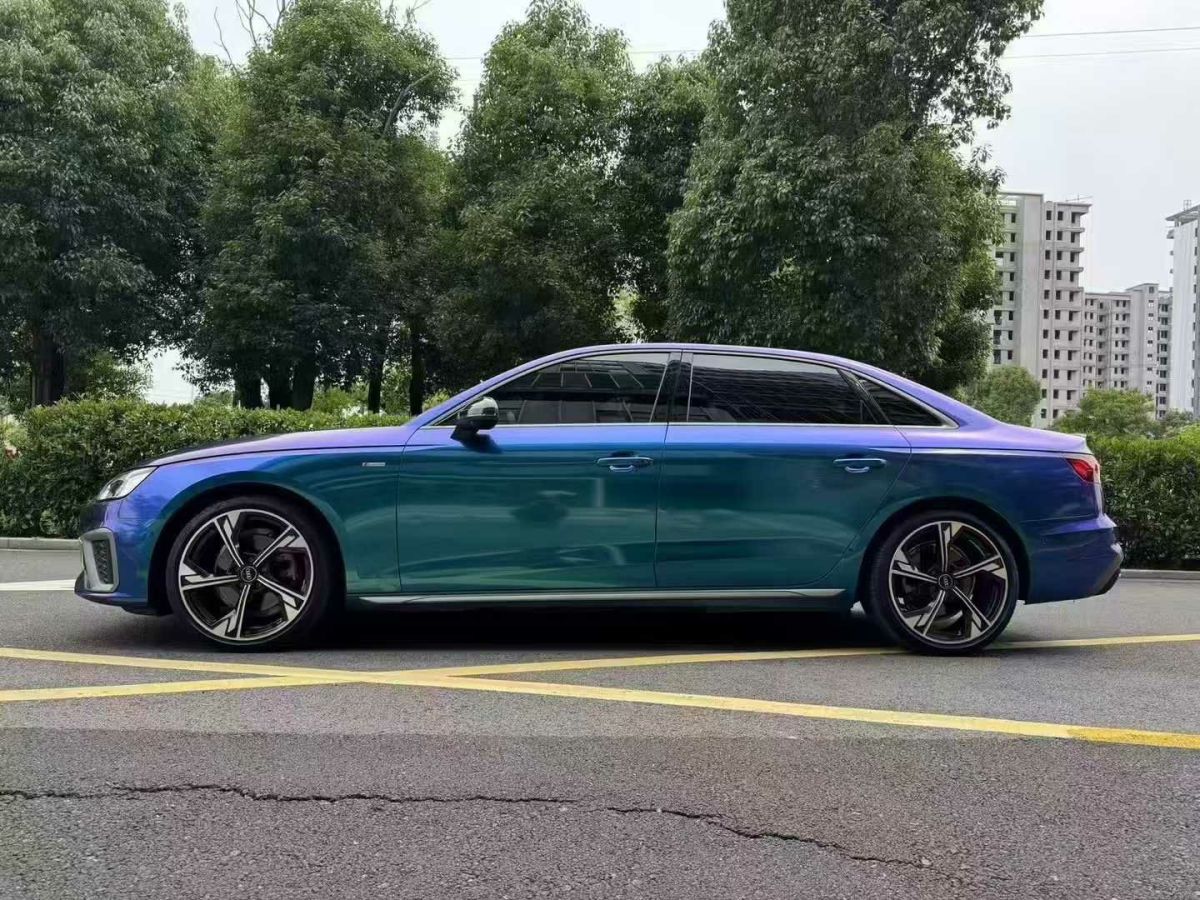 奧迪 奧迪A4L  2022款 35 TFSI 時(shí)尚動(dòng)感型圖片