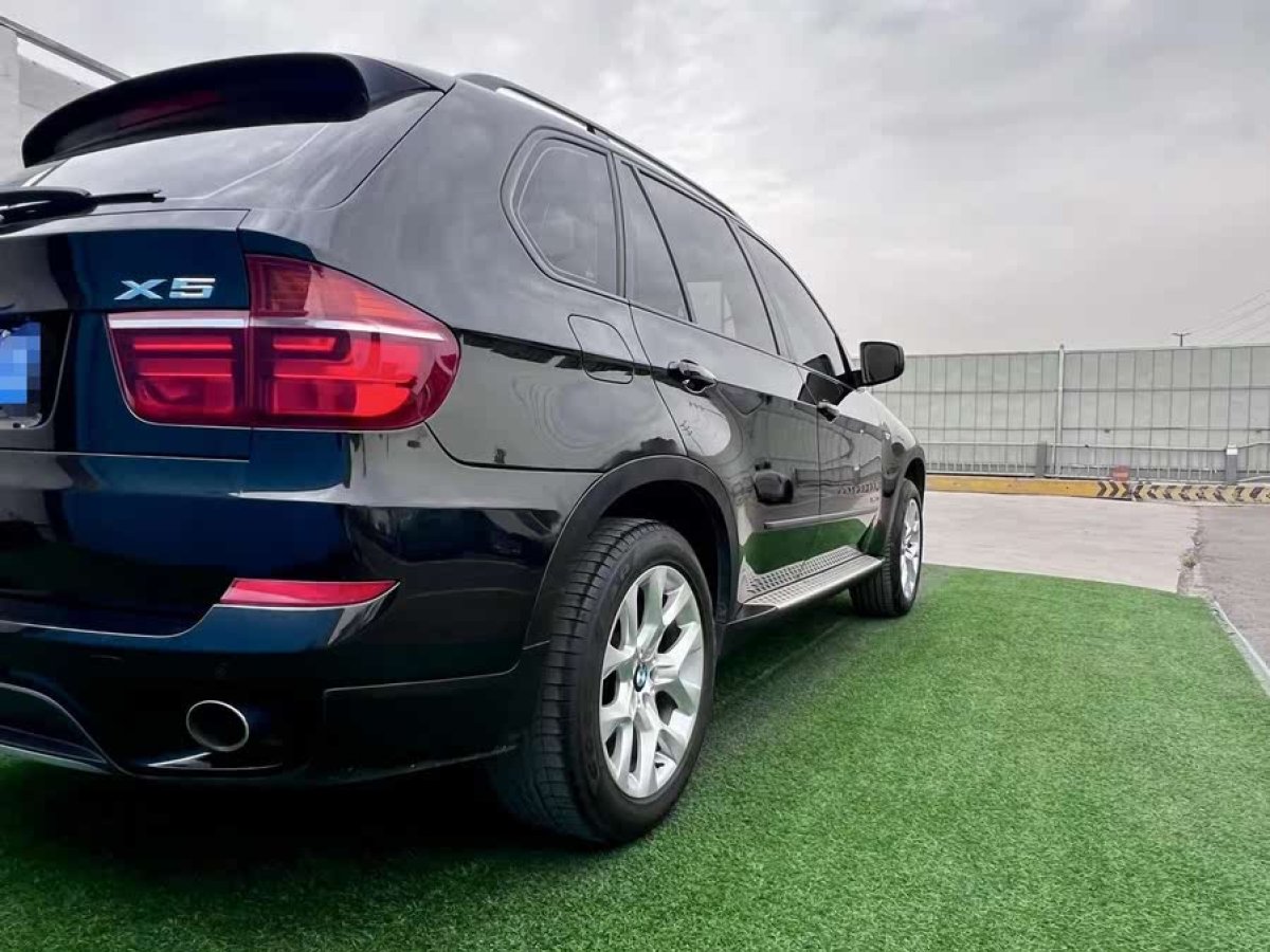寶馬 寶馬X5  2013款 xDrive35i 領(lǐng)先型圖片