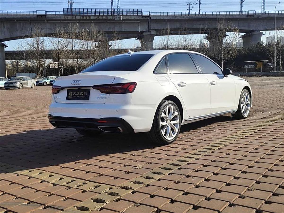 奧迪 奧迪A4L  2023款 40 TFSI 豪華動(dòng)感型圖片