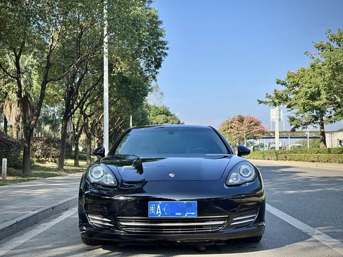 保時(shí)捷 Panamera  2013款 Panamera 4 Platinum Edition 3.6L圖片