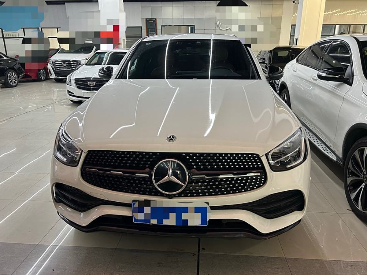 奔馳 奔馳GLC  2022款 改款 GLC 260 4MATIC 轎跑SUV圖片