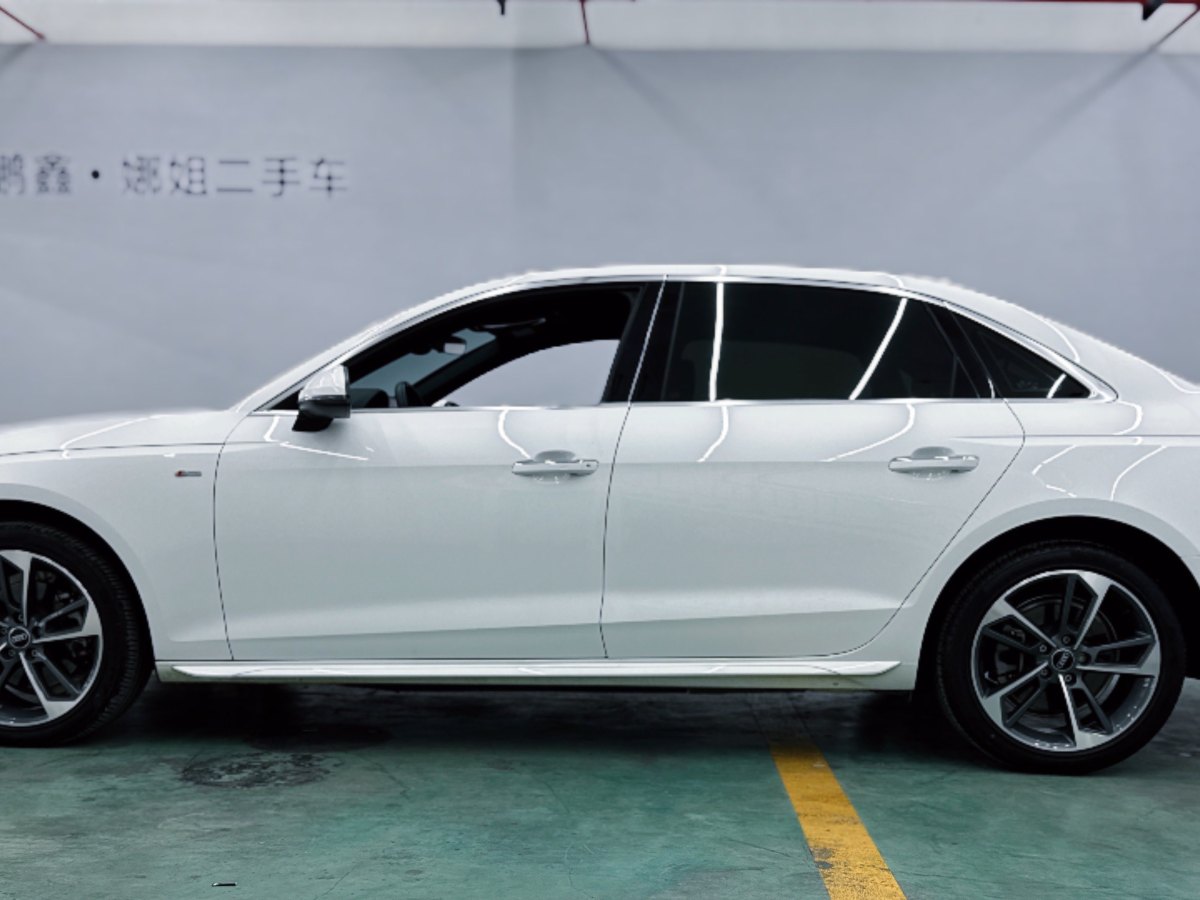 奧迪 奧迪A4L  2022款 40 TFSI 時尚動感型圖片