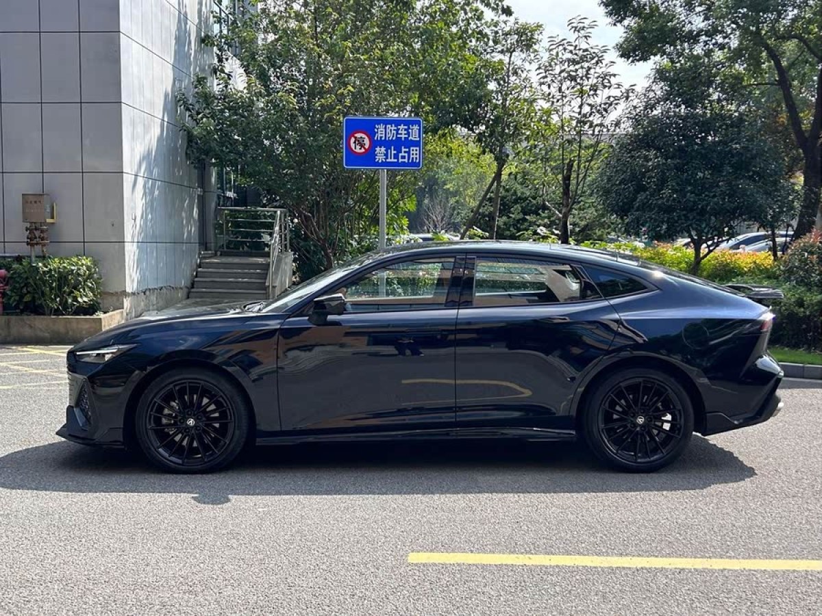 長安 長安UNI-V  2023款 2.0T 鋒速版圖片
