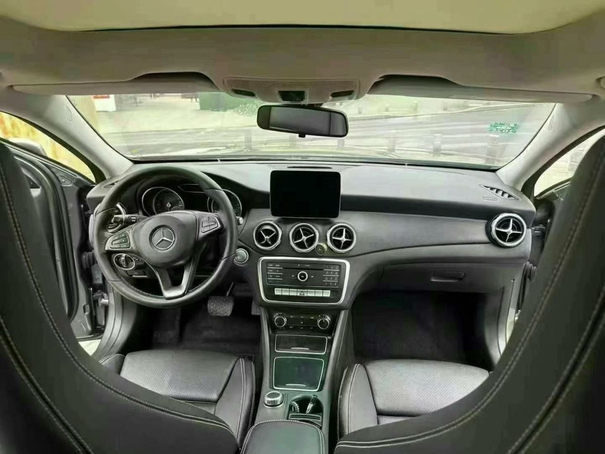 奔馳 奔馳GLA AMG  2017款 AMG GLA 45 4MATIC圖片