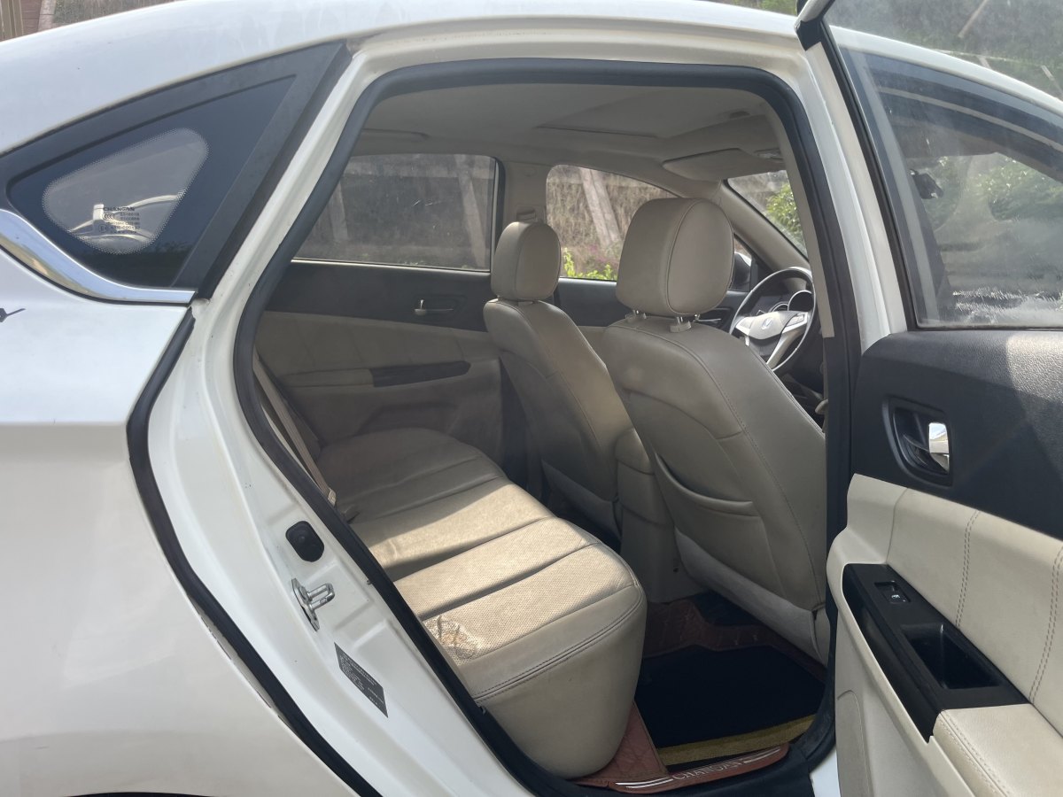 長(zhǎng)安 逸動(dòng)  2014款 1.6L 自動(dòng)豪華型圖片