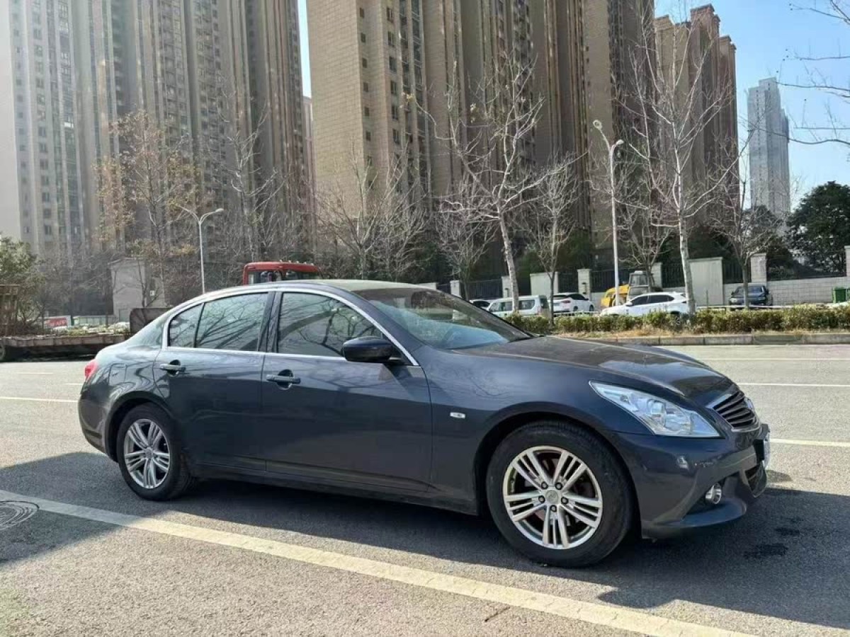 英菲尼迪 G系  2013款 G25 Sedan 豪華運(yùn)動版圖片