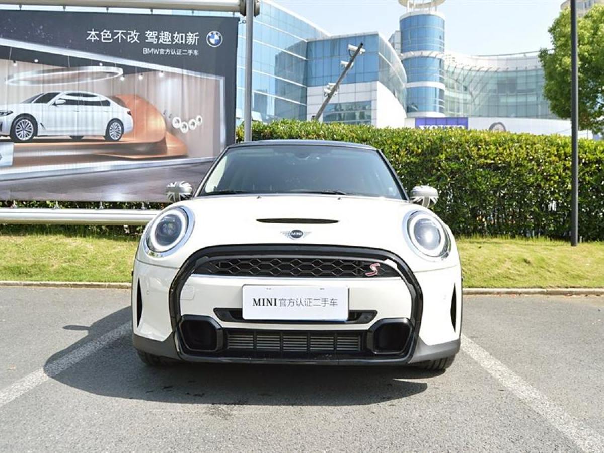 MINI MINI  2022款 改款 2.0T COOPER S 藝術(shù)家圖片