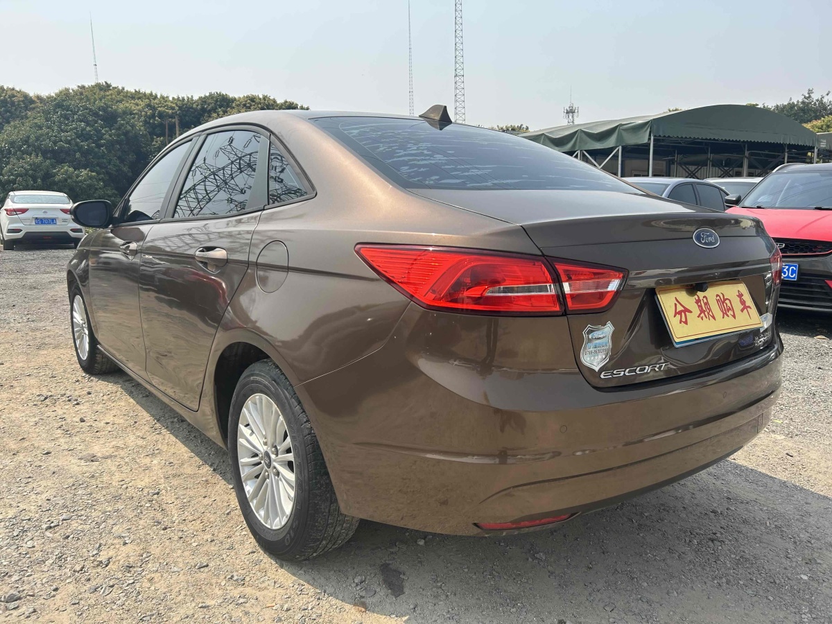 福特 福睿斯  2015款 1.5L 手動舒適型圖片