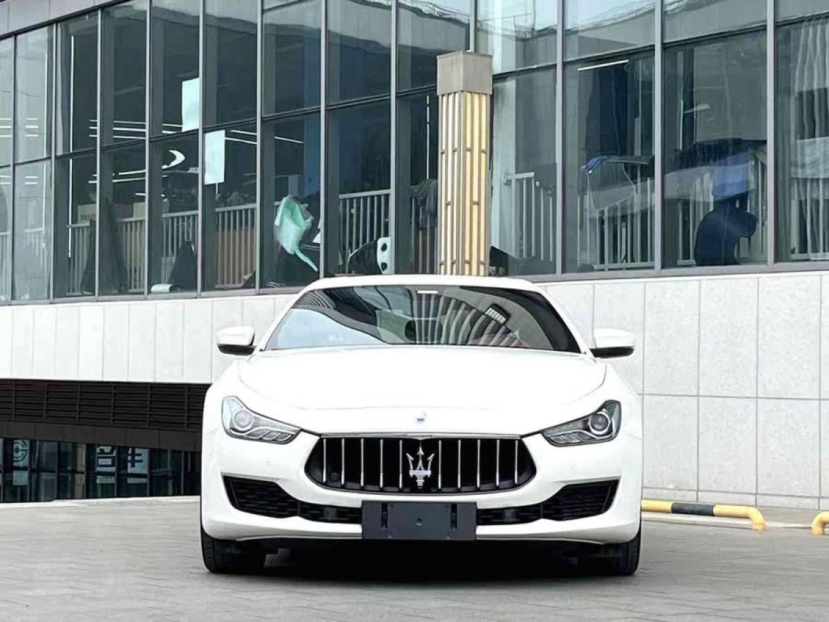瑪莎拉蒂 Ghibli  2019款 3.0T 350Hp 標(biāo)準(zhǔn)版 國(guó)VI圖片