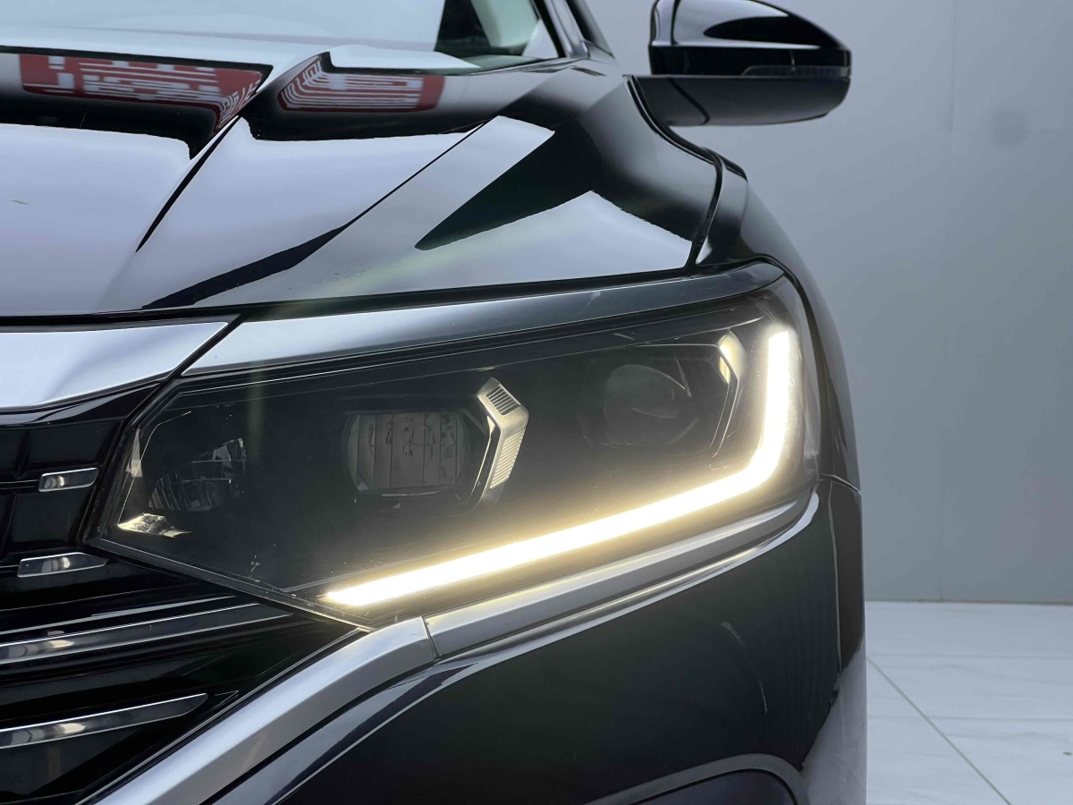大眾 帕薩特  2022款 280TSI 商務(wù)版圖片