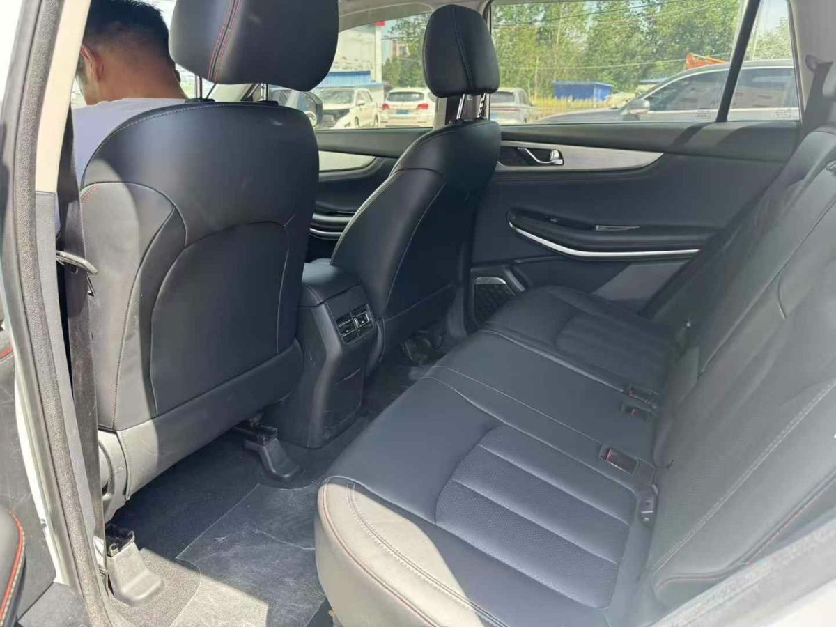 長安 CS15  2019款 1.5L 手動(dòng)進(jìn)取型圖片