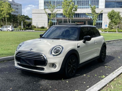 2019年11月 MINI MINI 1.5T COOPER 艺术家图片