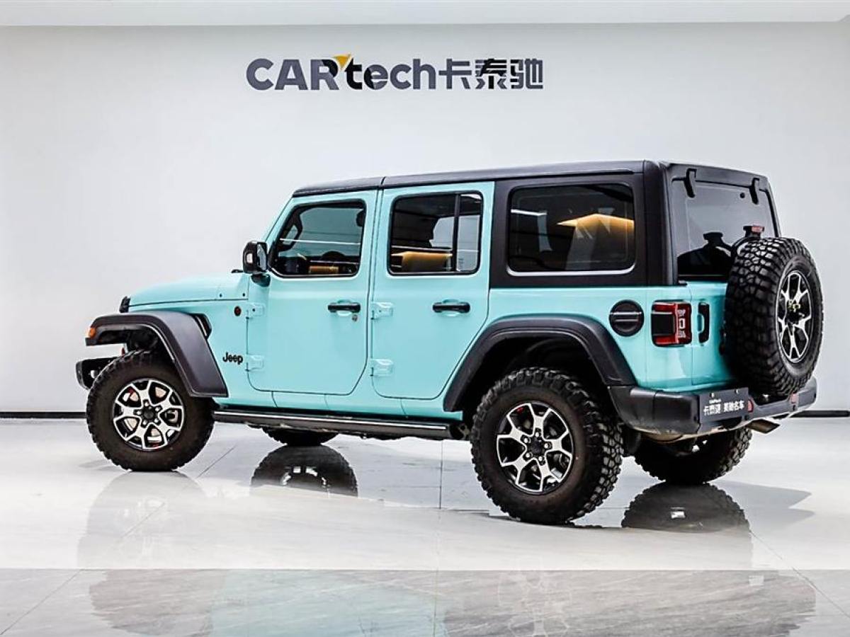 Jeep 牧馬人  2024款 2.0T 羅賓漢四門版圖片