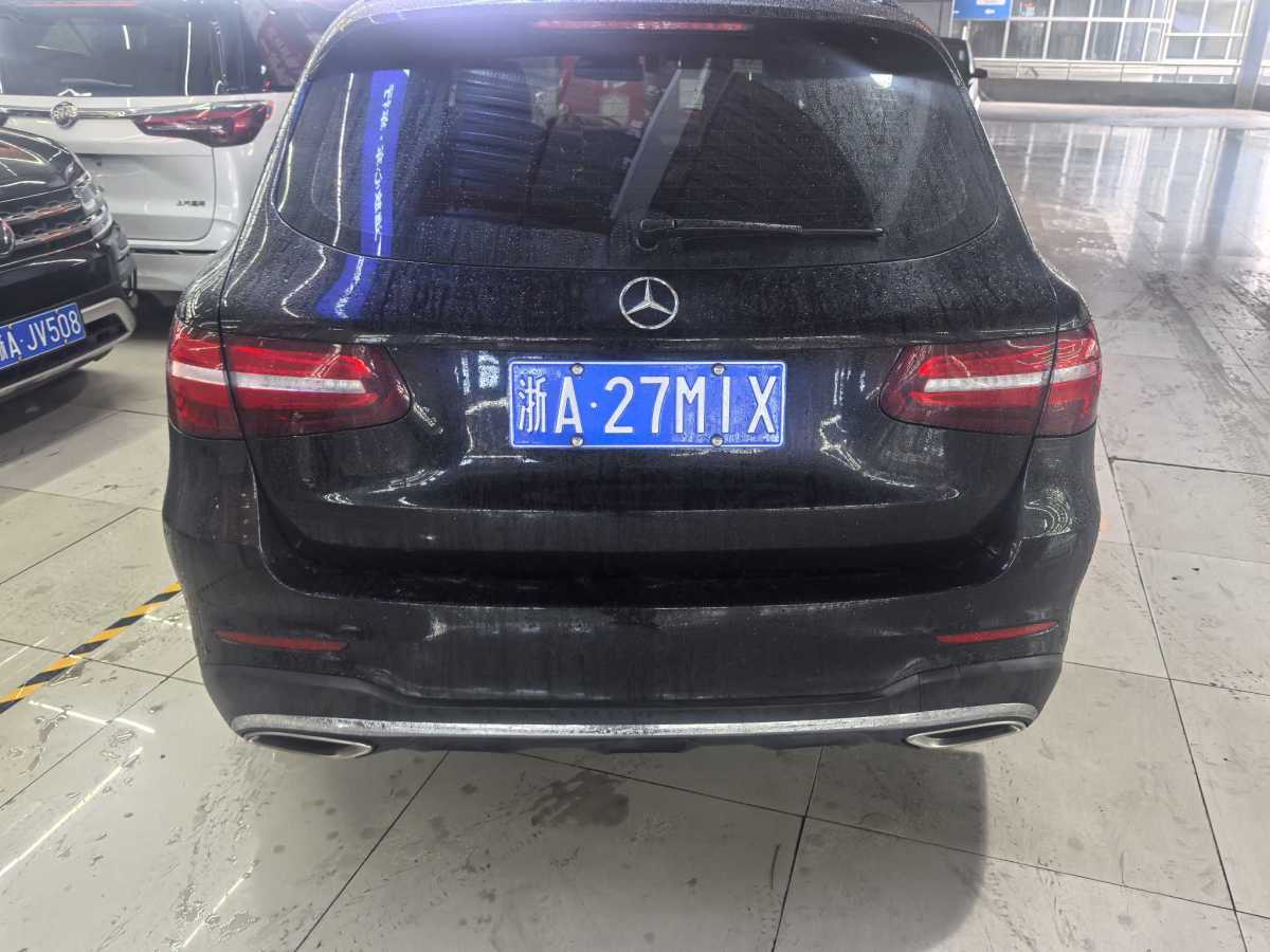 奔馳 奔馳GLC  2018款 改款 GLC 260 4MATIC 豪華型圖片