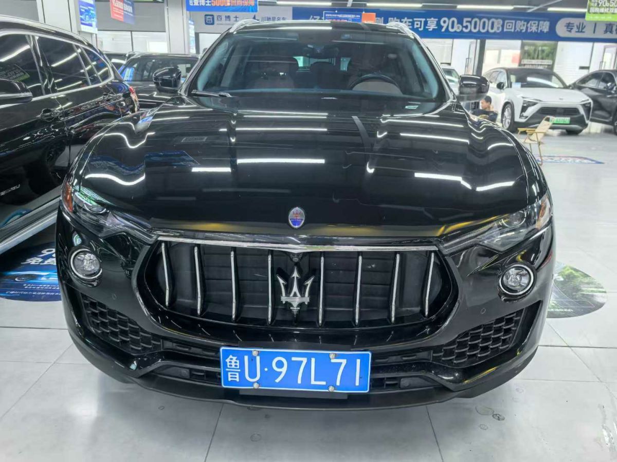 瑪莎拉蒂 Levante  2018款 3.0T 經(jīng)典版圖片