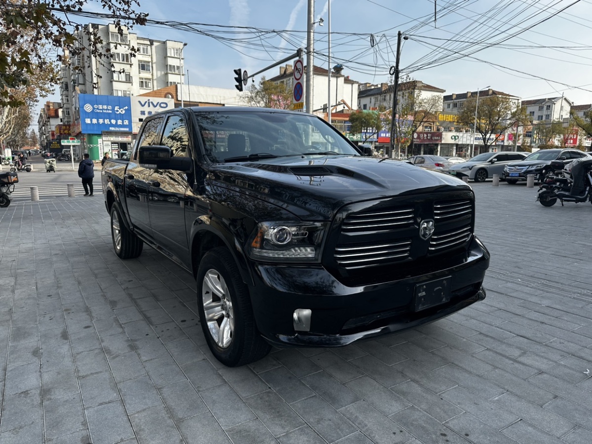 道奇 Ram  2011款 1500 Laramie圖片