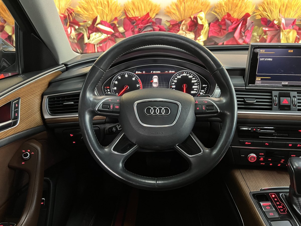 奧迪 奧迪Q3  2018款 30周年年型 30 TFSI 風(fēng)尚型圖片