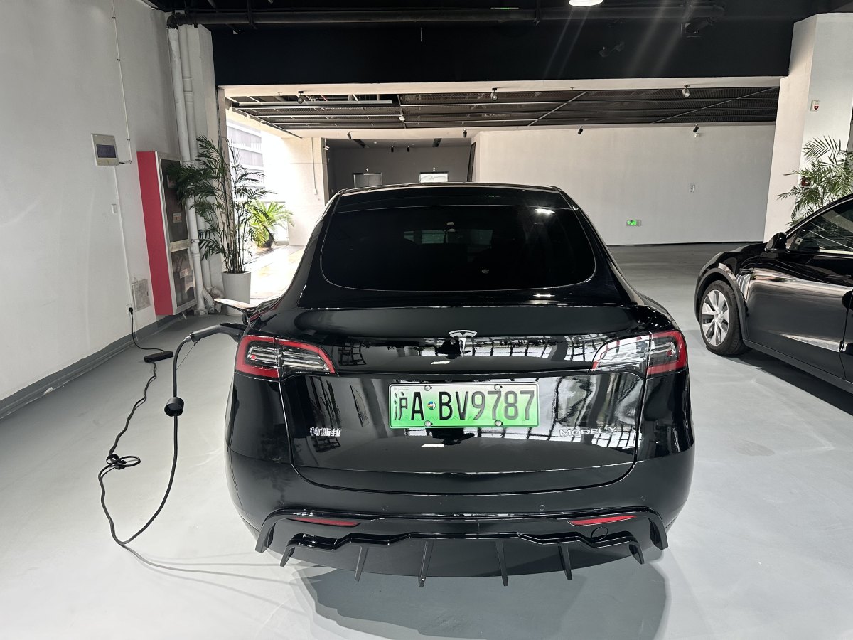 特斯拉 Model 3  2021款 長續(xù)航全輪驅(qū)動版 3D7圖片