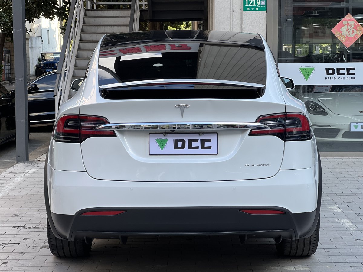 特斯拉 Model X  2019款 長(zhǎng)續(xù)航版圖片