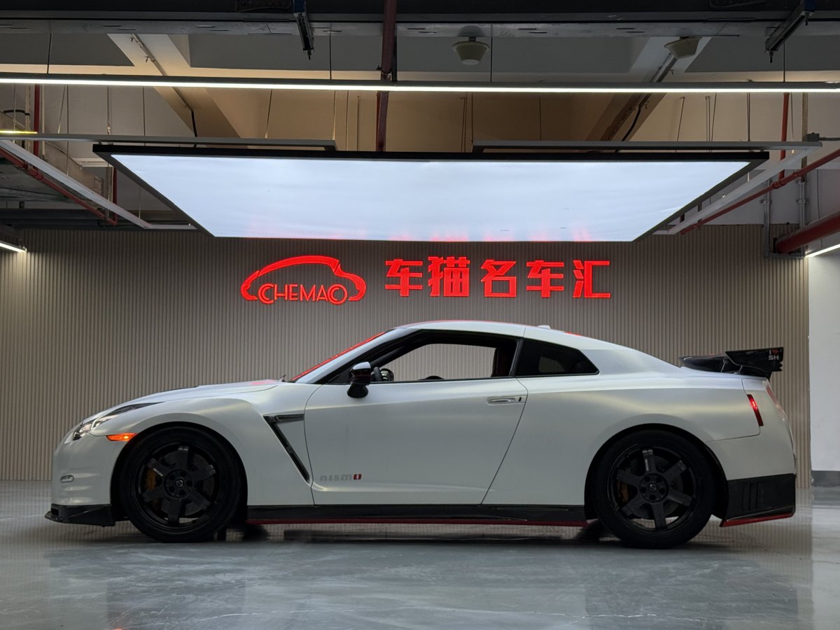 日產(chǎn) GT-R  2010款 3.8T Premium Edition圖片