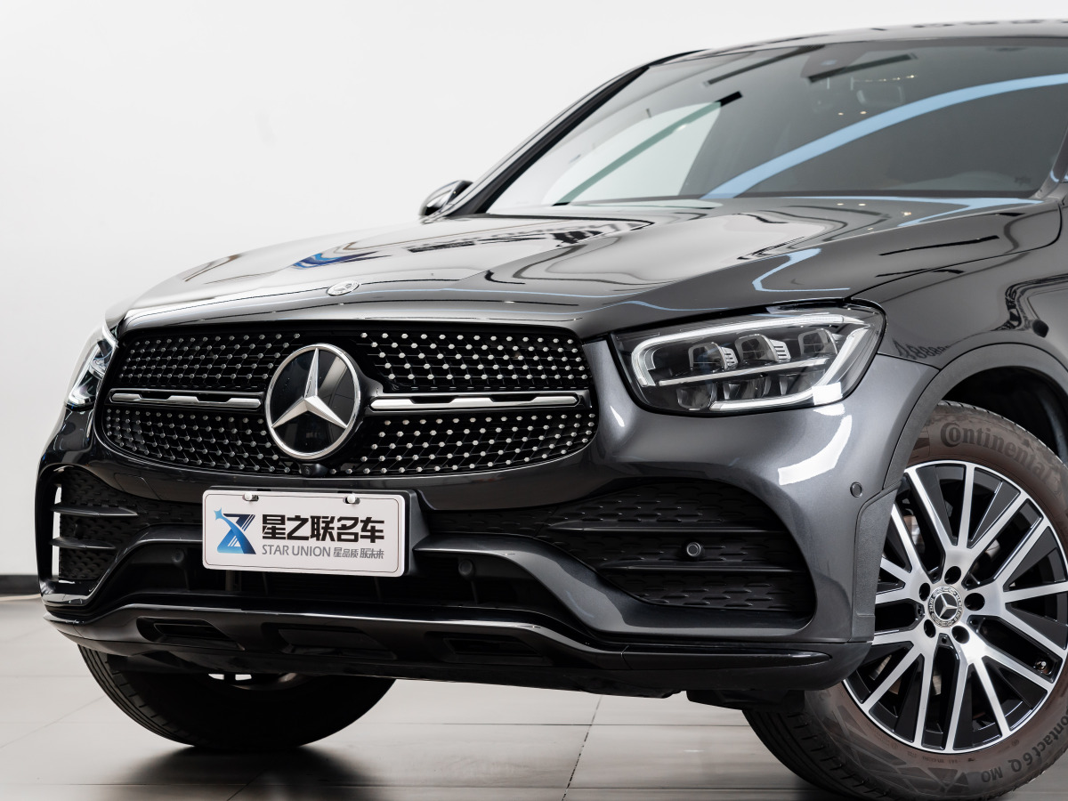 奔馳 奔馳GLC  2023款 改款 GLC 260 4MATIC 轎跑SUV圖片