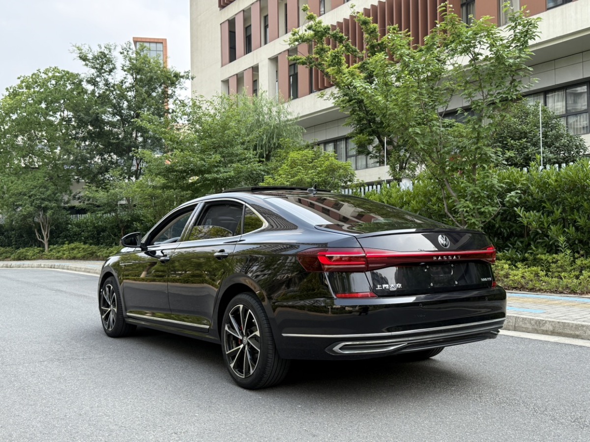 大眾 帕薩特  2022款 330TSI 豪華版圖片