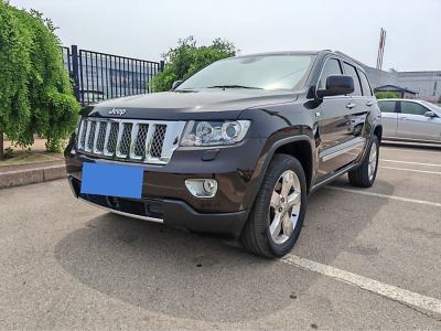 2012年9月 Jeep 大切諾基(進口) 3.6L 旗艦尊崇版圖片