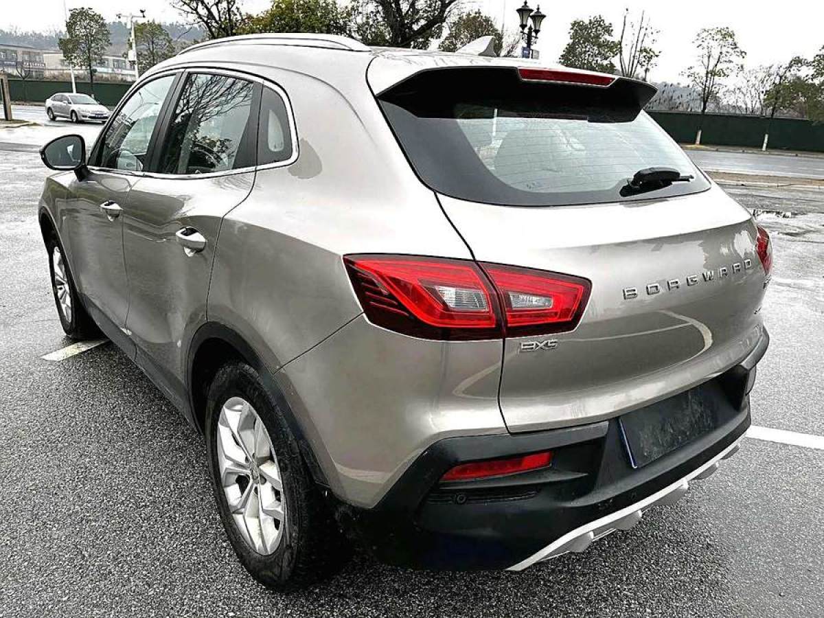 寶沃 BX5  2017款 20TGDI 自動兩驅(qū)先鋒型圖片