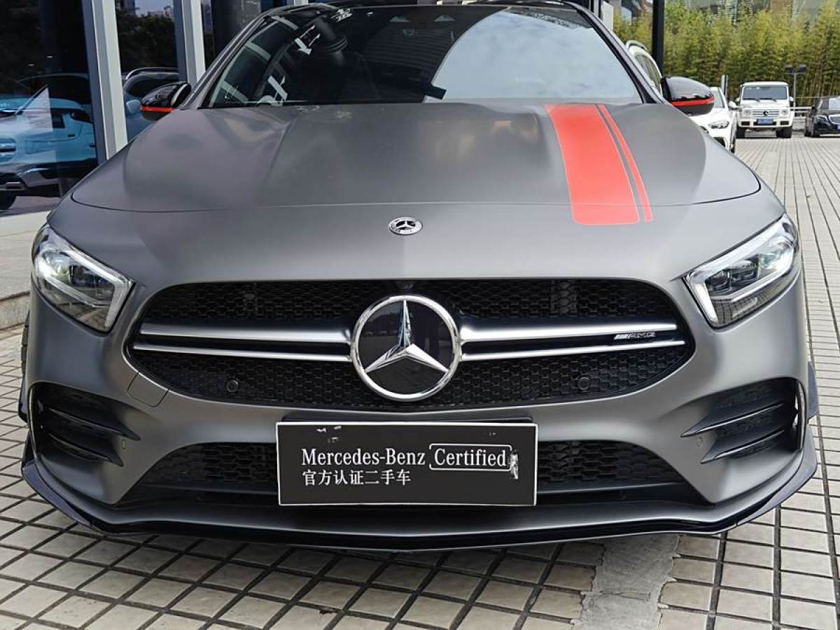 2022年10月奔馳 奔馳A級AMG  2022款 AMG A 35 L 4MATIC 熾夜特別版