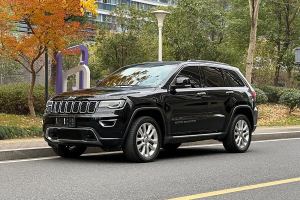 大切諾基 Jeep 3.0L 精英導(dǎo)航版