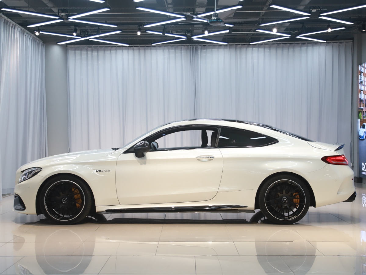 2017年2月奔馳 奔馳C級AMG  2016款 AMG C 63 S Coupe