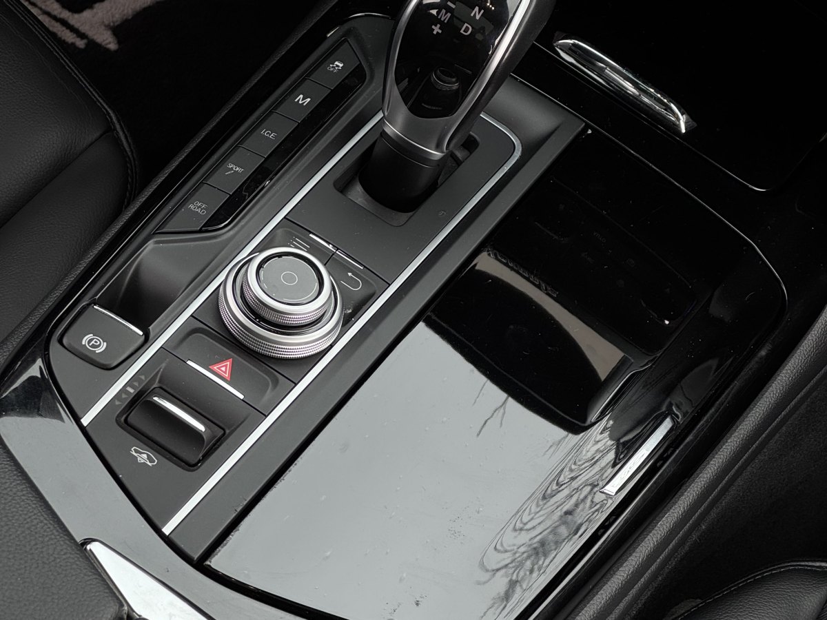 瑪莎拉蒂 Levante  2016款 3.0T Levante圖片