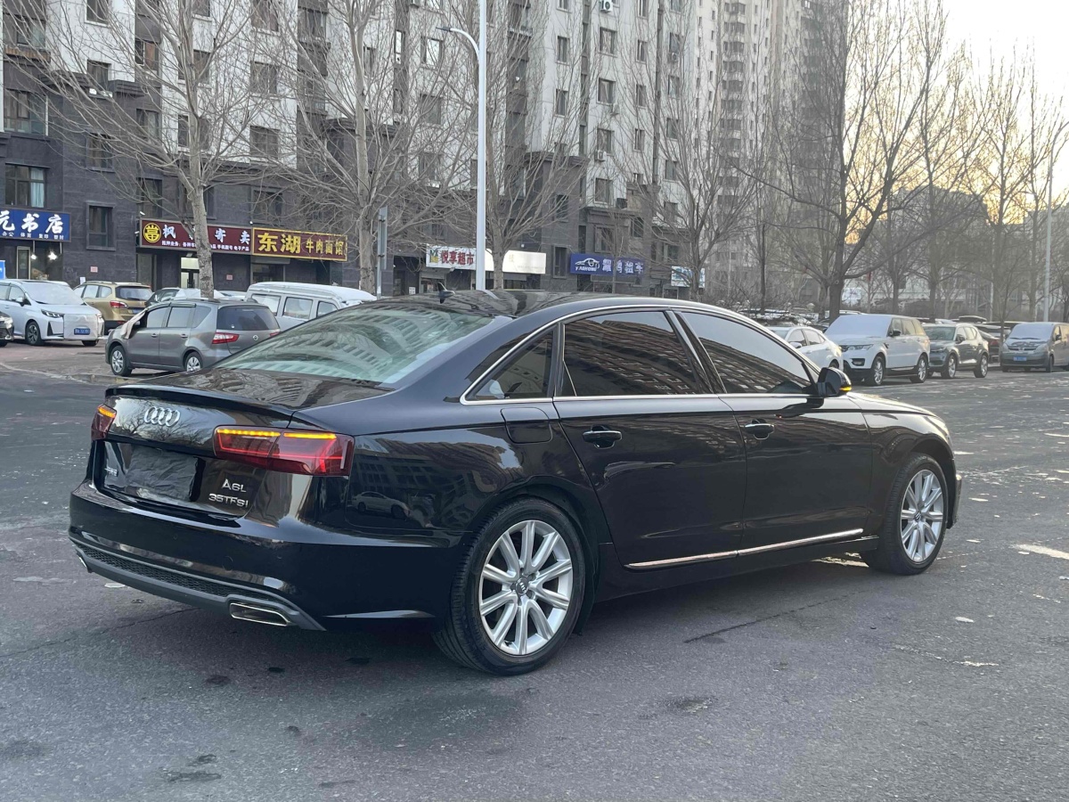 奧迪 奧迪A6L  2012款 35 FSI quattro 豪華型圖片