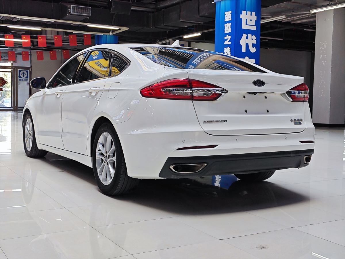 福特 蒙迪歐  2020款 EcoBoost 180 時(shí)尚型圖片