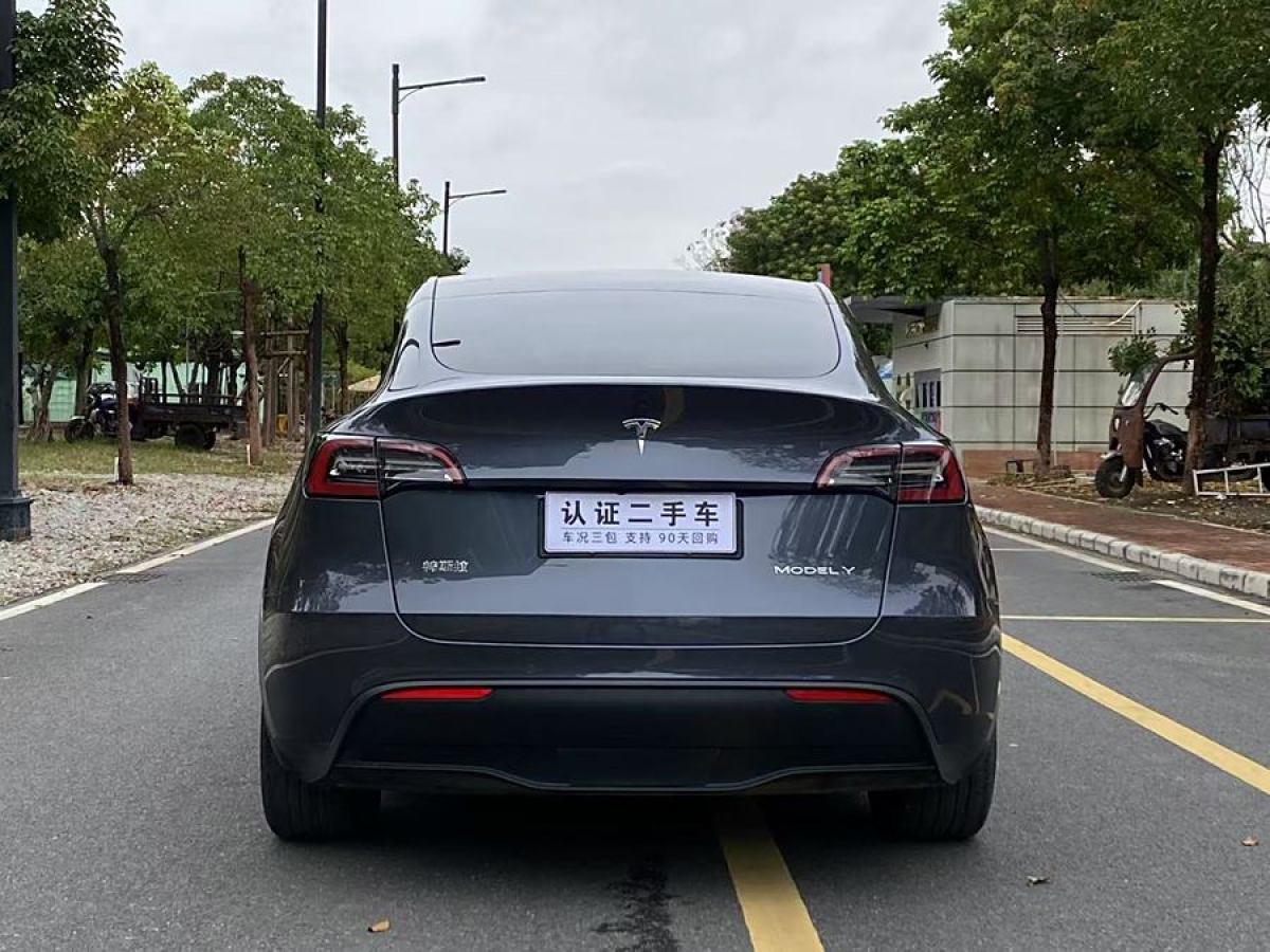 2021年9月特斯拉 Model 3  2021款 改款 標(biāo)準(zhǔn)續(xù)航后驅(qū)升級(jí)版