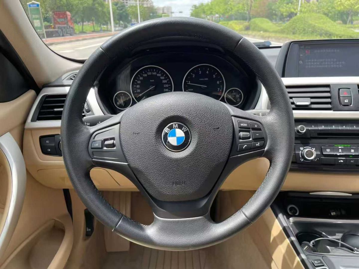 寶馬 寶馬3系  2014款 335i xDrive 3.0T圖片