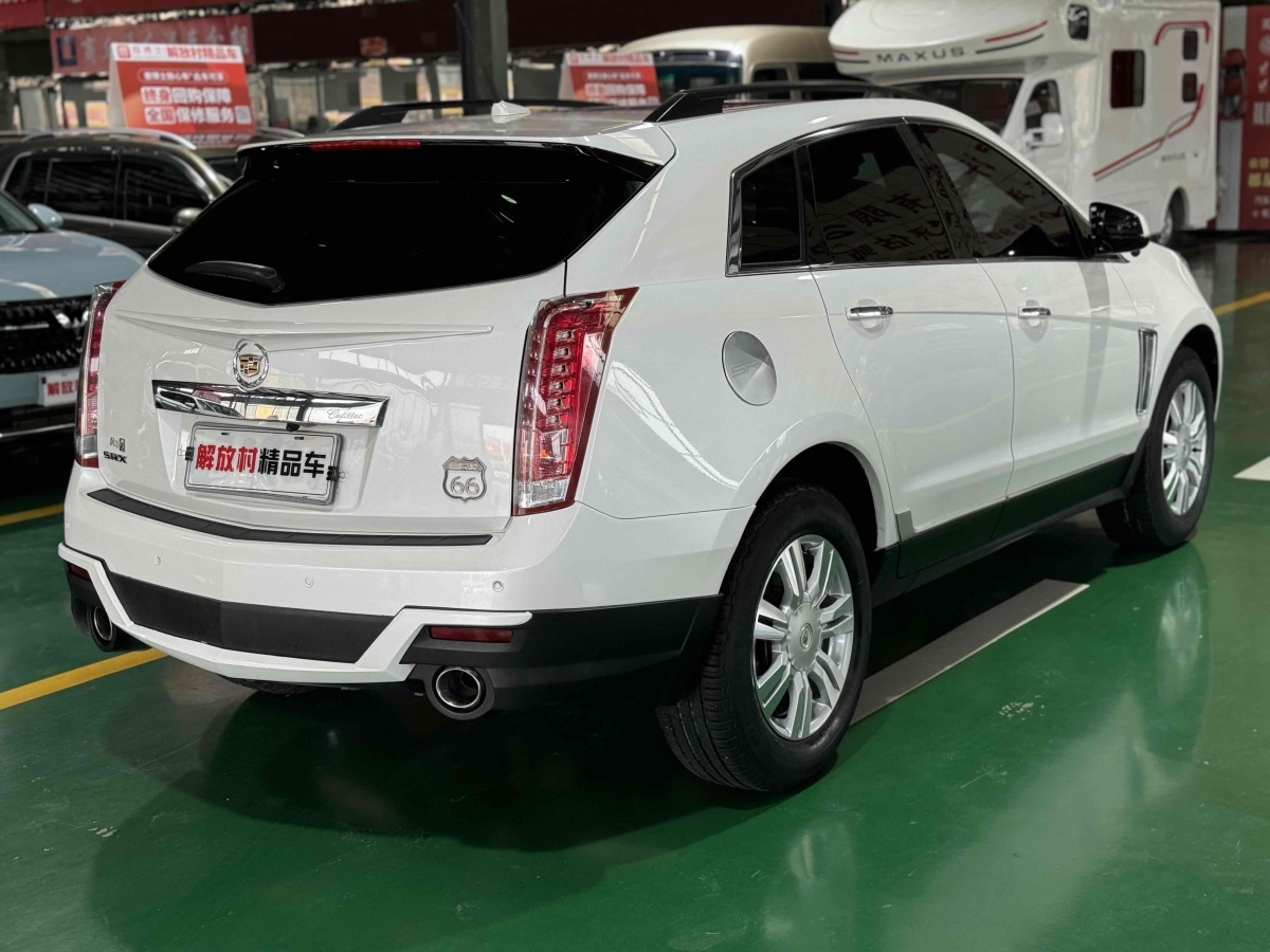 凱迪拉克 SRX  2015款 3.0L 舒適型圖片