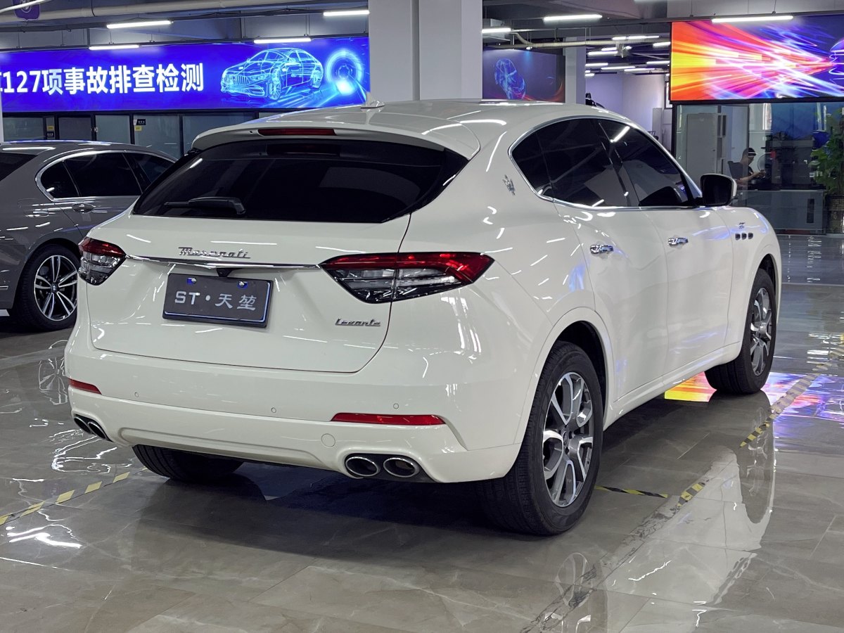 瑪莎拉蒂 Levante  2022款 2.0T GT鋒芒版圖片