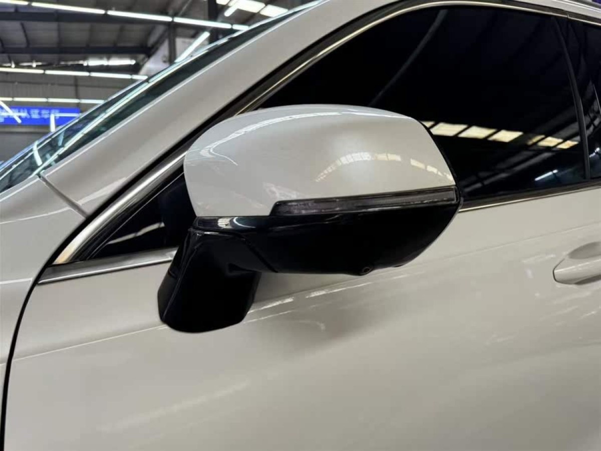 哈弗 H6  2022款 第三代 1.5T 自動兩驅(qū)Plus圖片