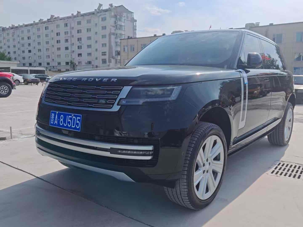 路虎 攬勝  2024款 3.0 L6 400PS 創(chuàng)世加長(zhǎng)版圖片