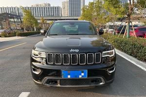 大切諾基 Jeep 3.0L 精英導(dǎo)航版