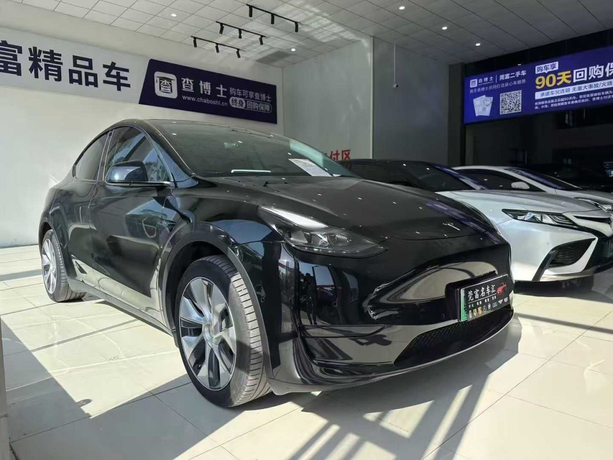 特斯拉 Model S  2023款 三電機(jī)全輪驅(qū)動(dòng) Plaid版圖片