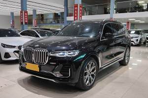 宝马X7 宝马 改款 xDrive40i 尊享型豪华套装