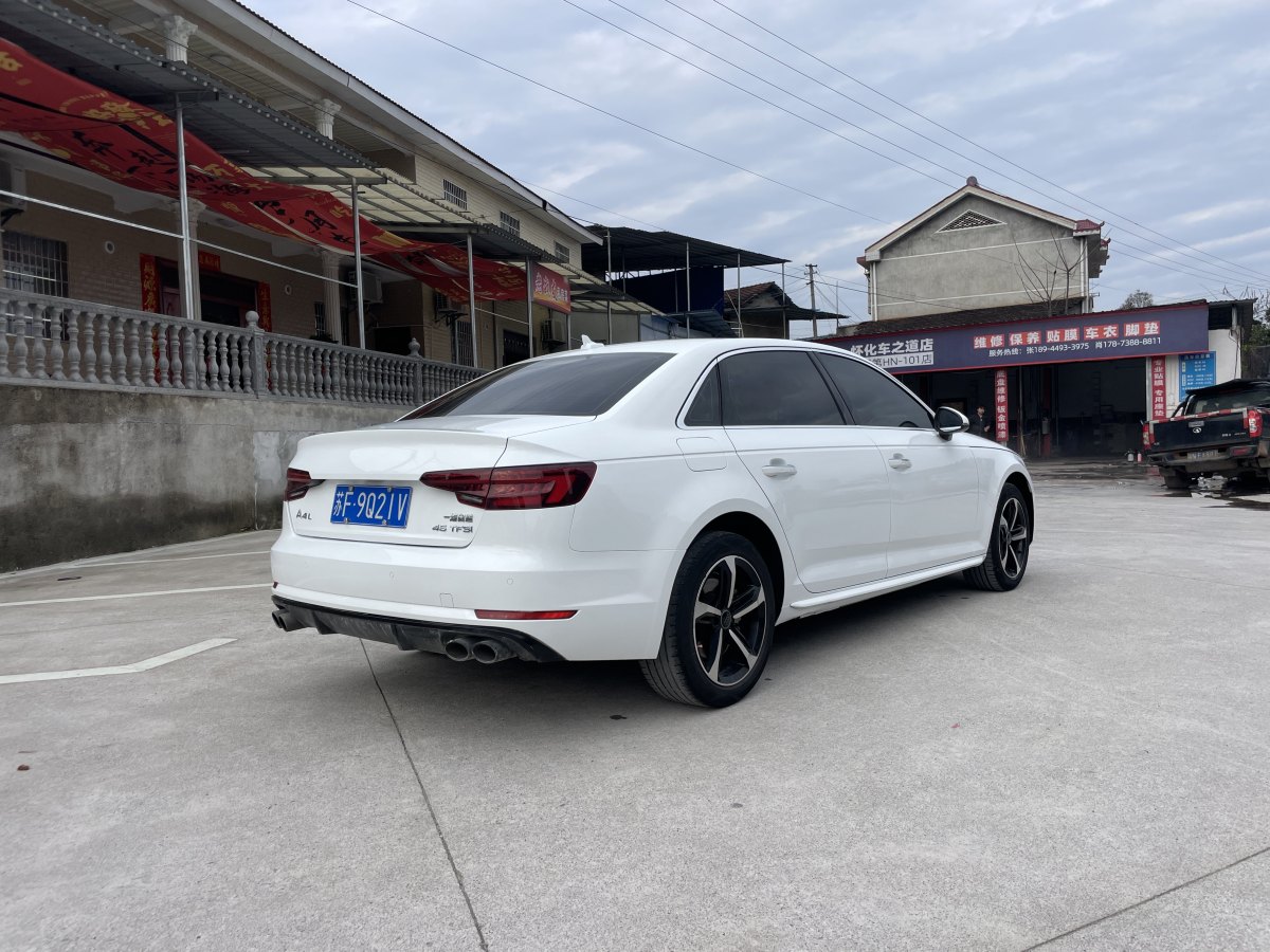 奧迪 奧迪A4L  2018款 30周年年型 30 TFSI 進取型圖片