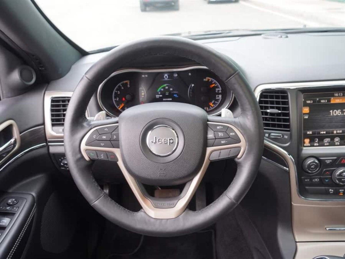 Jeep 大切諾基  2014款 3.0TD 柴油 舒享導航版圖片