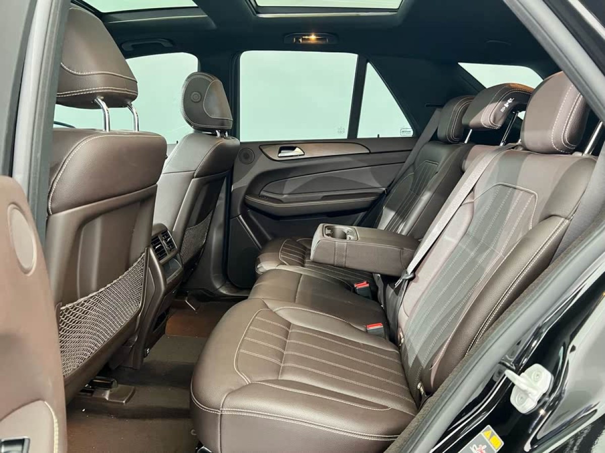 奔馳 奔馳GLE  2018款 GLE 320 4MATIC 豪華型臻藏版圖片