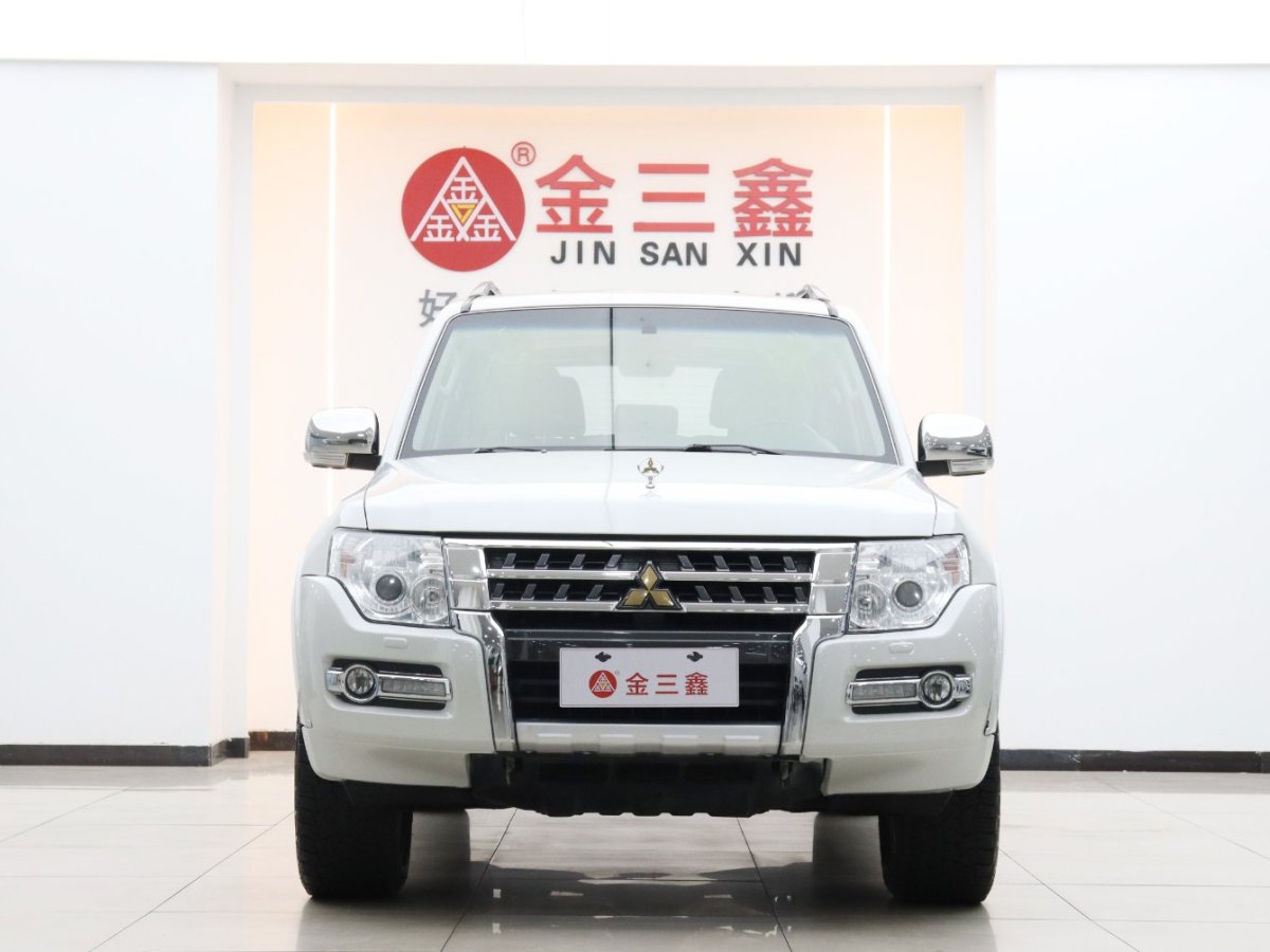 2020年6月三菱 帕杰羅 2019款 帕杰羅V97 3.8L GLS 八氣 雙差 天窗(中東)