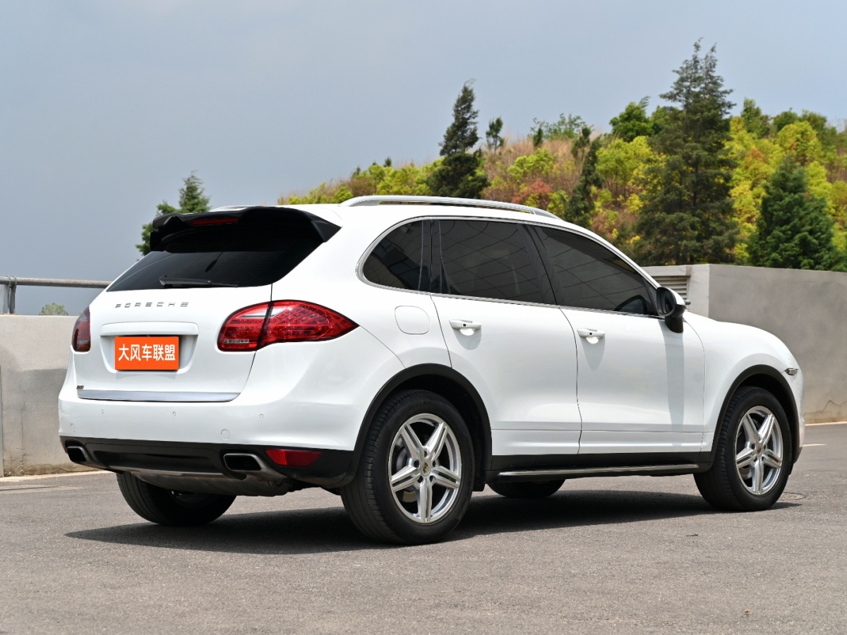 保時(shí)捷 Cayenne  2011款 Cayenne 3.0T圖片